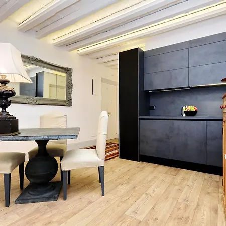 Luxury Charme Between Pantheon And Spanish Steps 로마
