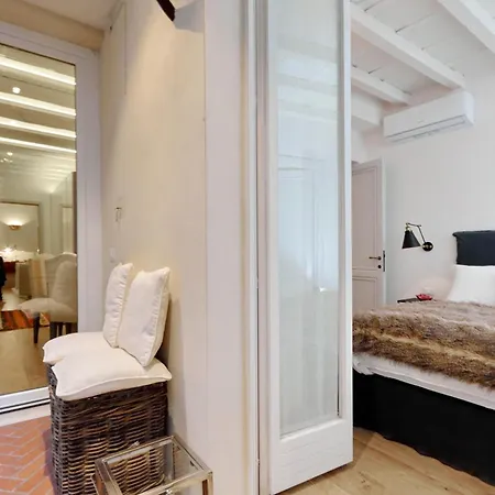 Luxury Charme Between Pantheon And Spanish Steps * 로마