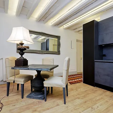 Luxury Charme Between Pantheon And Spanish Steps * 罗马