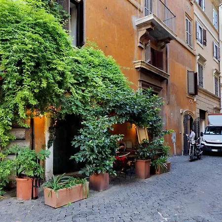 Luxury Charme Between Pantheon And Spanish Steps 公寓 *