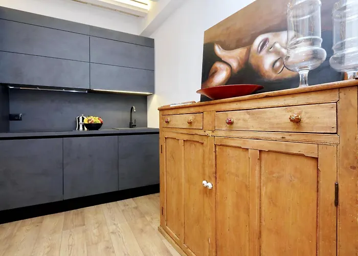 Apartment Luxury Charme Between Pantheon And Spanish Steps