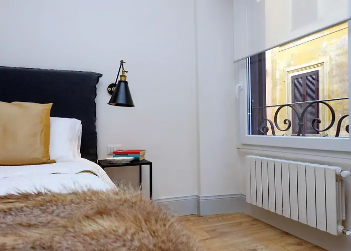 Luxury Charme Between Pantheon And Spanish Steps Apartment *